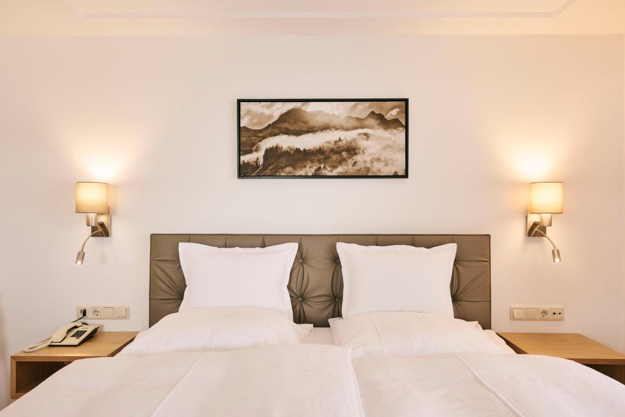 Hotel Garni Sursilva Lech am Arlberg Bagian luar foto