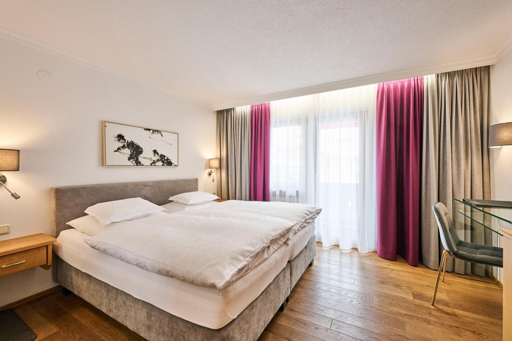 Hotel Garni Sursilva Lech am Arlberg Bagian luar foto
