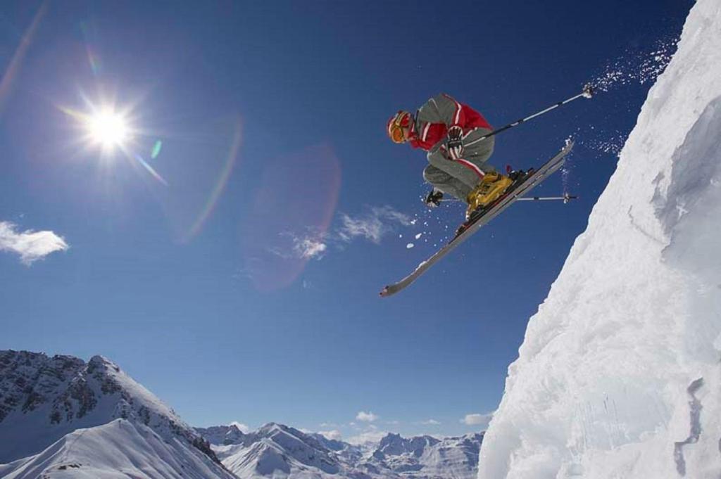 Hotel Garni Sursilva Lech am Arlberg Bagian luar foto