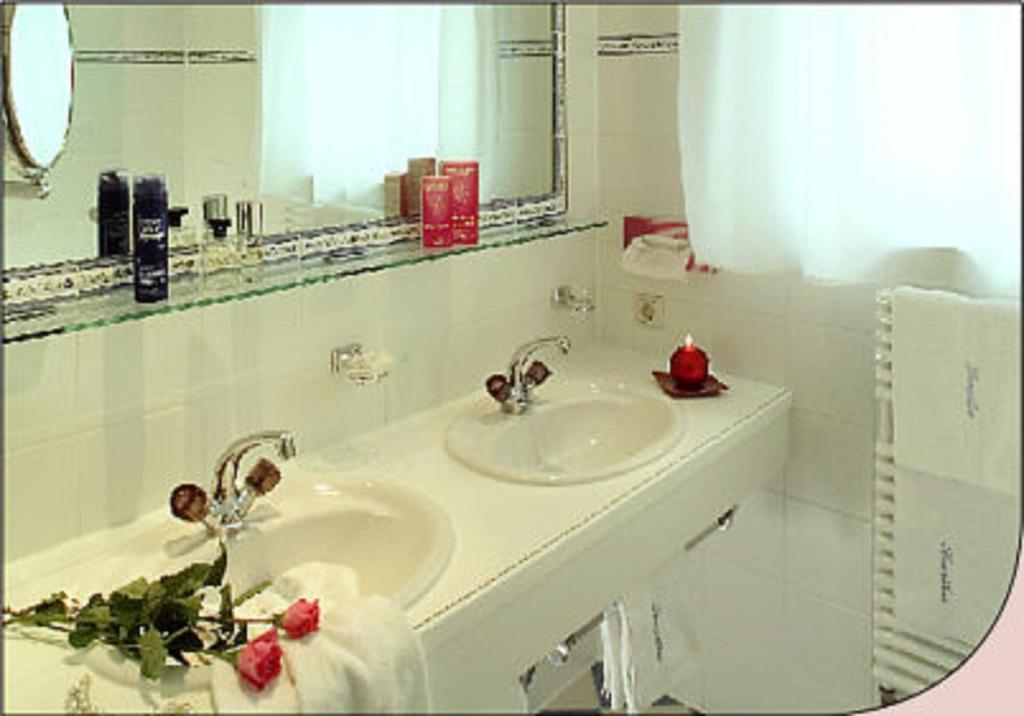 Hotel Garni Sursilva Lech am Arlberg Ruang foto