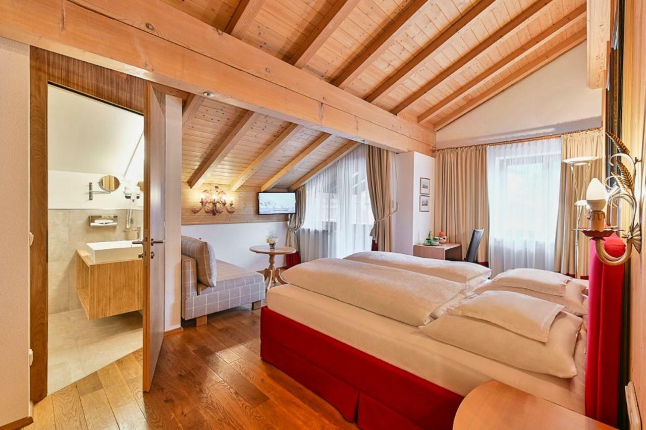 Hotel Garni Sursilva Lech am Arlberg Bagian luar foto
